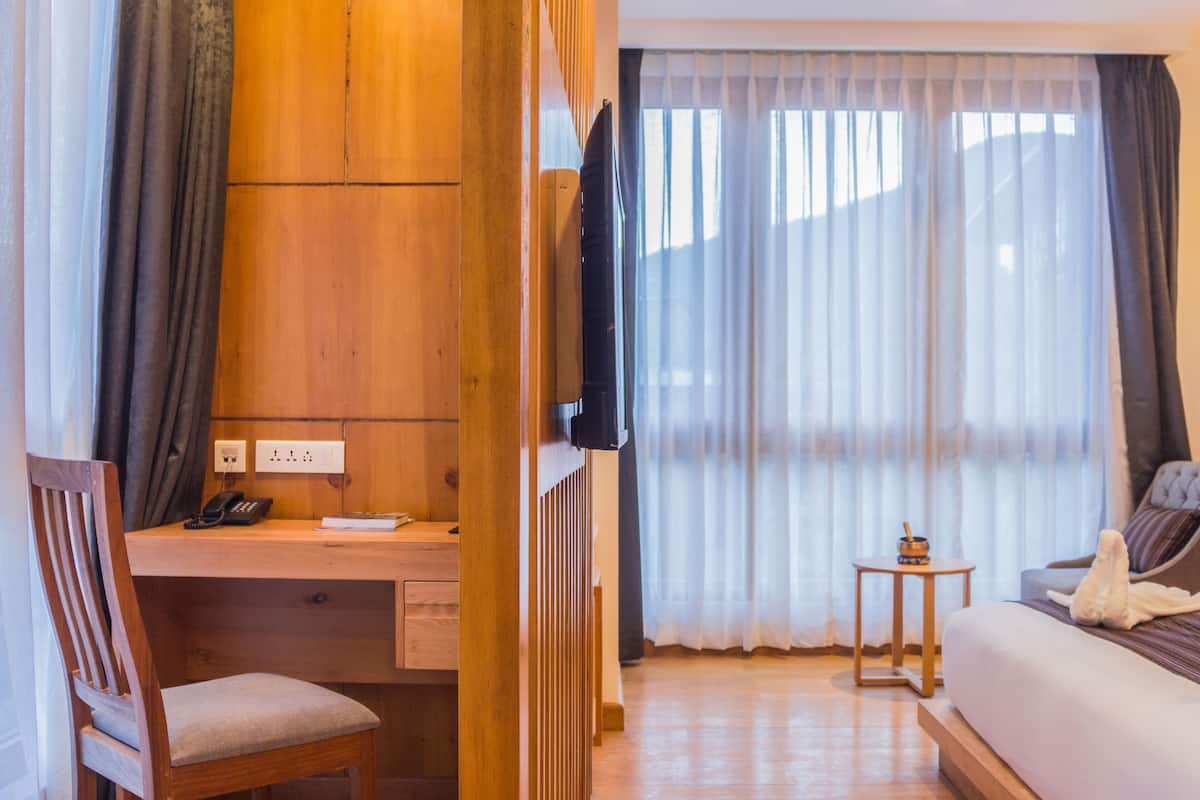 45-inch LED TV with cable channels, TV