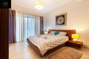 3 bedrooms, desk, iron/ironing board, travel cot