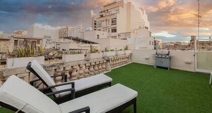 Sliema Ferries 4BR spacious Home with BBQ, Outdoor