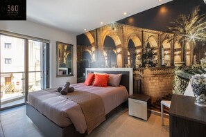 1 Schlafzimmer, Schreibtisch, Bügeleisen/Bügelbrett, Reisekinderbett