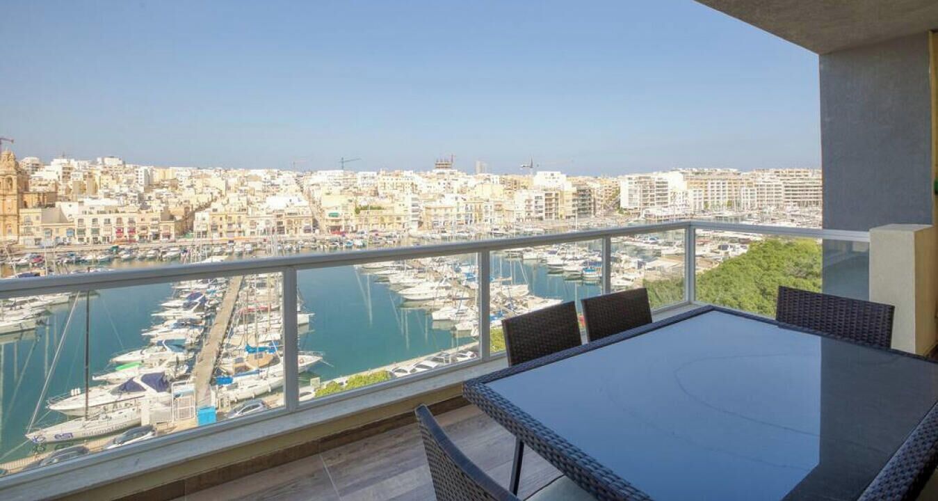 Ulkoruokailutilat
