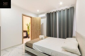 Desk, iron/ironing board, travel crib, free WiFi