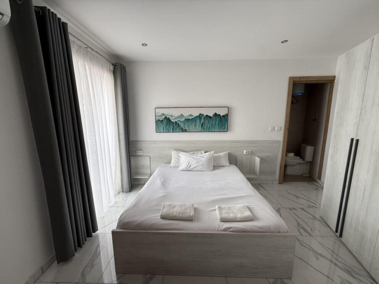 Desk, iron/ironing board, travel crib, free WiFi