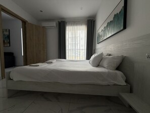 Nicht klassifiziertes Bild, 2 von 12, Schaltfläche