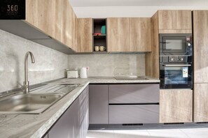 Fridge, microwave, oven, dishwasher