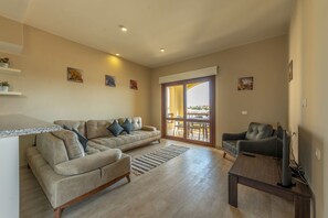 Smart TV - VESTA - Luxury APT - 1BR - Sabina (El Gouna)