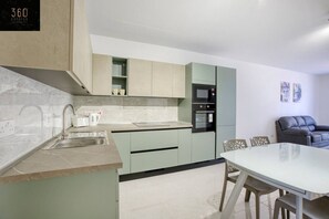 Fridge, microwave, oven, dishwasher