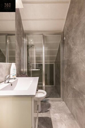 Haartrockner, Handtücher