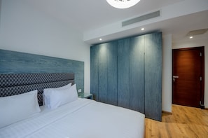2 chambres, fer et planche à repasser, accès au Wi-Fi (inclus)