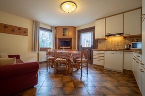 TV - Spacious accommodation for your next stay in Livigno (Livigno)