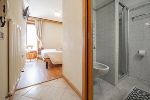 2 bedrooms, WiFi, bed sheets - Residence Livigno is waiting for you to have an unforgettable experience! (Livigno)