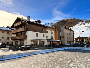 Exterior - In the center of Livigno, Casa Colombo awaits you for your next vacation (Livigno)