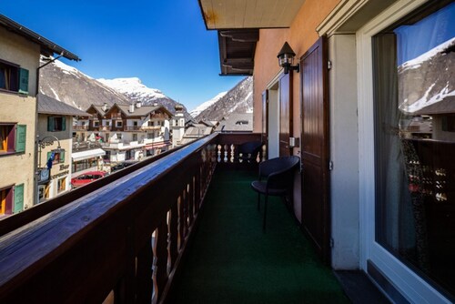 The vacation you are looking for awaits you in the Resia apartment