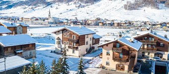 Sunshine and tranquility for your stay at Chalet Amalia