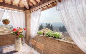 屋外ダイニングエリア