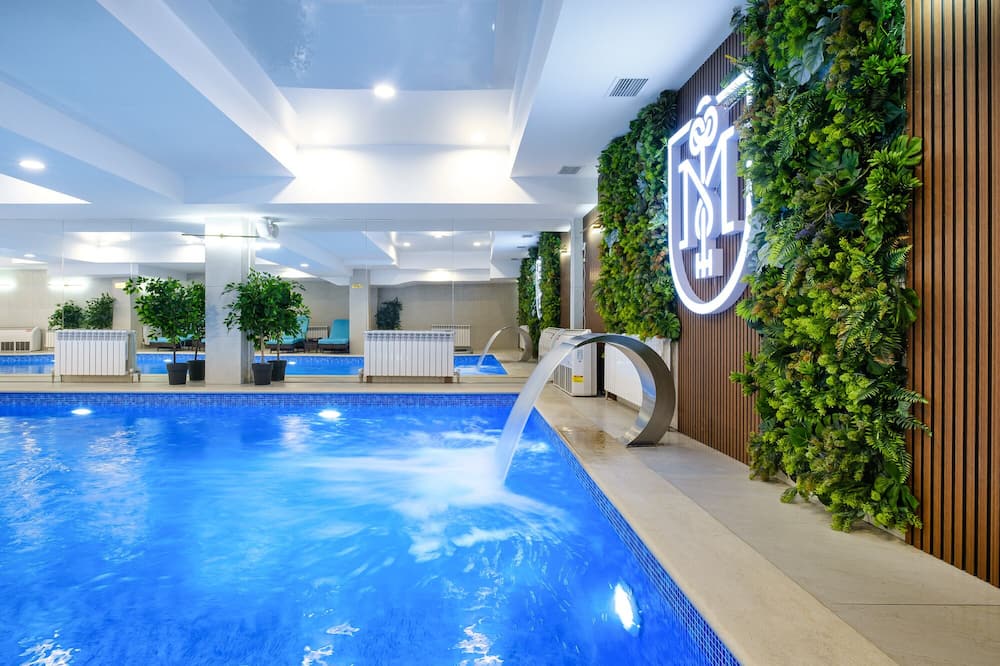 Grand Mildom Hotel