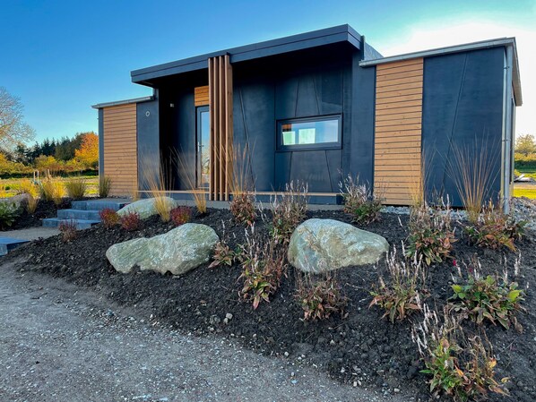 Exterior - Tiny Igloo Karlsson on Lake Belau (Belau)