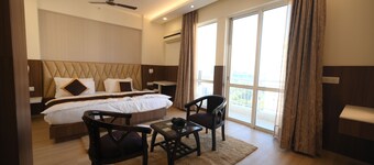 Fairvacanze Inns & Suites Lucknow