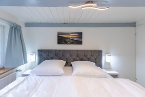 3 chambres, fer et planche à repasser, Wi-Fi gratuit