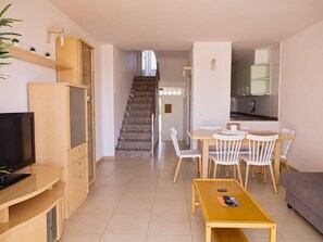 Interior - Duplex Tout-Confort près de la Plage avec Terrasse - L'Ametlla de Mar, Costa Dorada, Espagne (L'Ametlla de Mar)