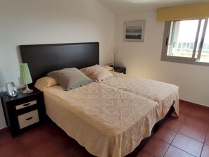 3 chambres, draps fournis