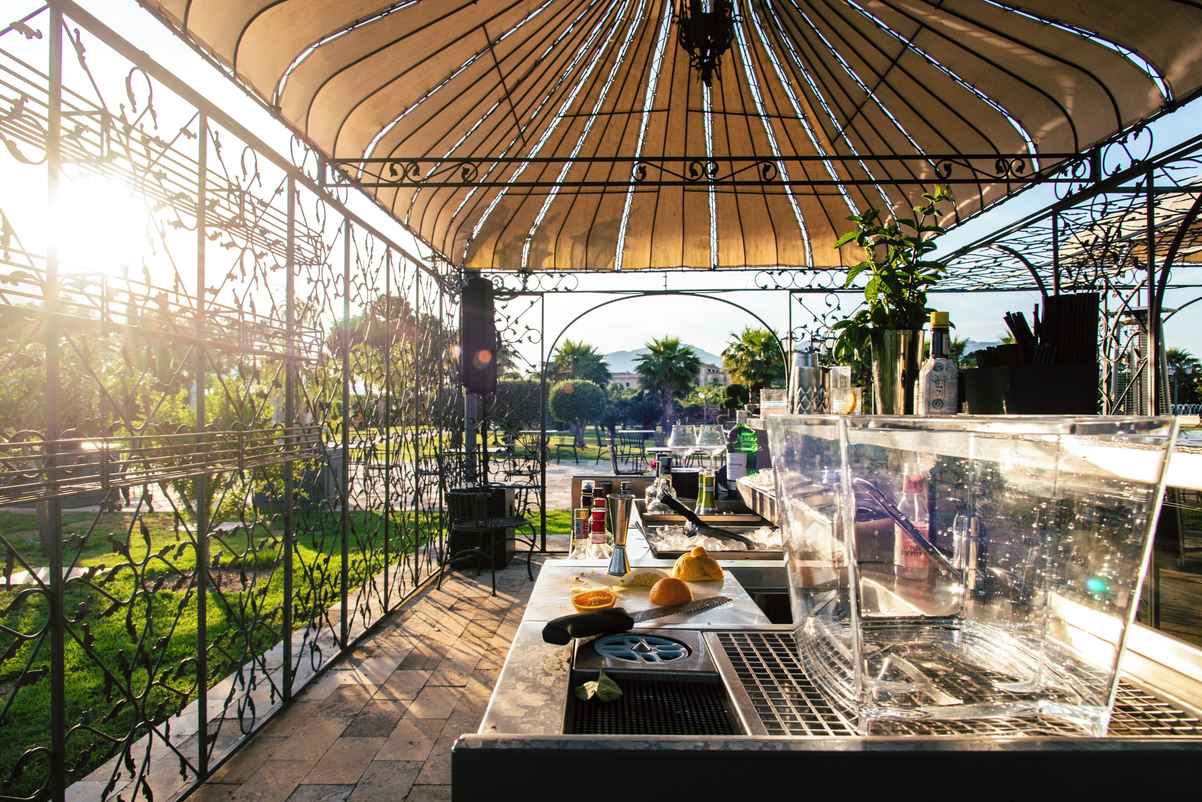 Bar accanto alla piscina