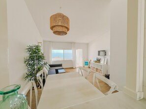 Dining - Cliffside Bungalow, Close to Beach, for 4 Guests (L'Ametlla de Mar)