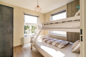3 bedrooms