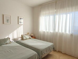 2 soverom, wi-fi (inkludert) og sengetøy