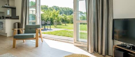 TV, DVD player, stereo