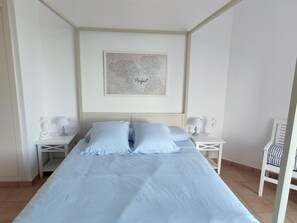 4 bedrooms, free WiFi, bed sheets