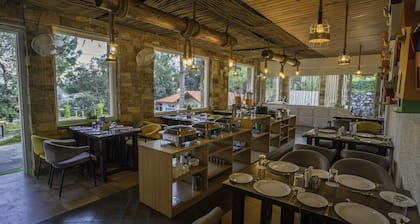 The Nature's Green Resort -Bhimtal