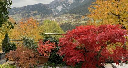 Apartment with conservatory, wonderful panorama and large terrace