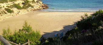 Modern 2-Bedroom Apartment in Ametlla de Mar