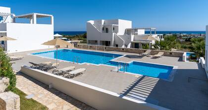 TSV 17- Sunny 2-bedroom villa in Triton Sea View development