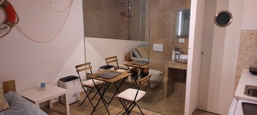 Skipper's Cabin - Free bikes