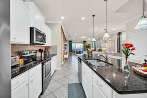 Fridge, microwave, oven, stovetop - Modern Home, Private Pool. Sleeps 15 | WW102 (Kissimmee)