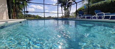 屋外プール、温水プール