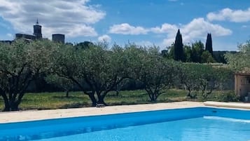 Piscine extérieure