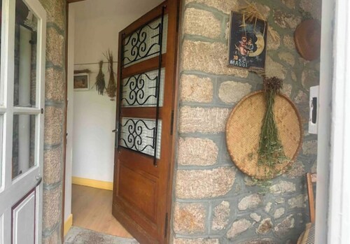 Maison MaxAnne, half village, half authentic countryside