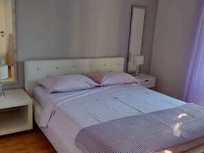 1 Schlafzimmer, Bügeleisen/Bügelbrett, WLAN, Bettwäsche