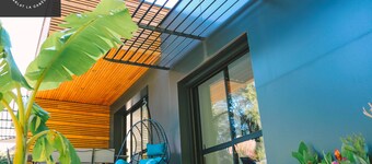 2 Villas - heated pools - 17/20 pers. - 500m from town center