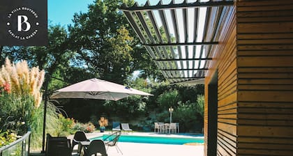 2 Villas - heated pools - 17/20 pers. - 500m from town center