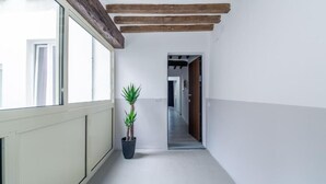 Interior - Residenza Borgo Guazzo (Parma)