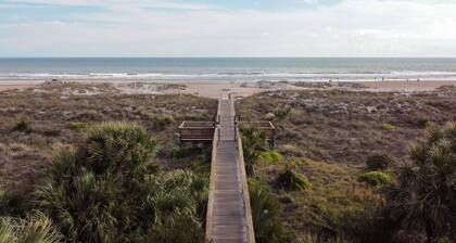 Arenas y Sol - Your summer beach retreat!