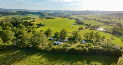 Glamping in Stunning Bell Tent in Bohemia