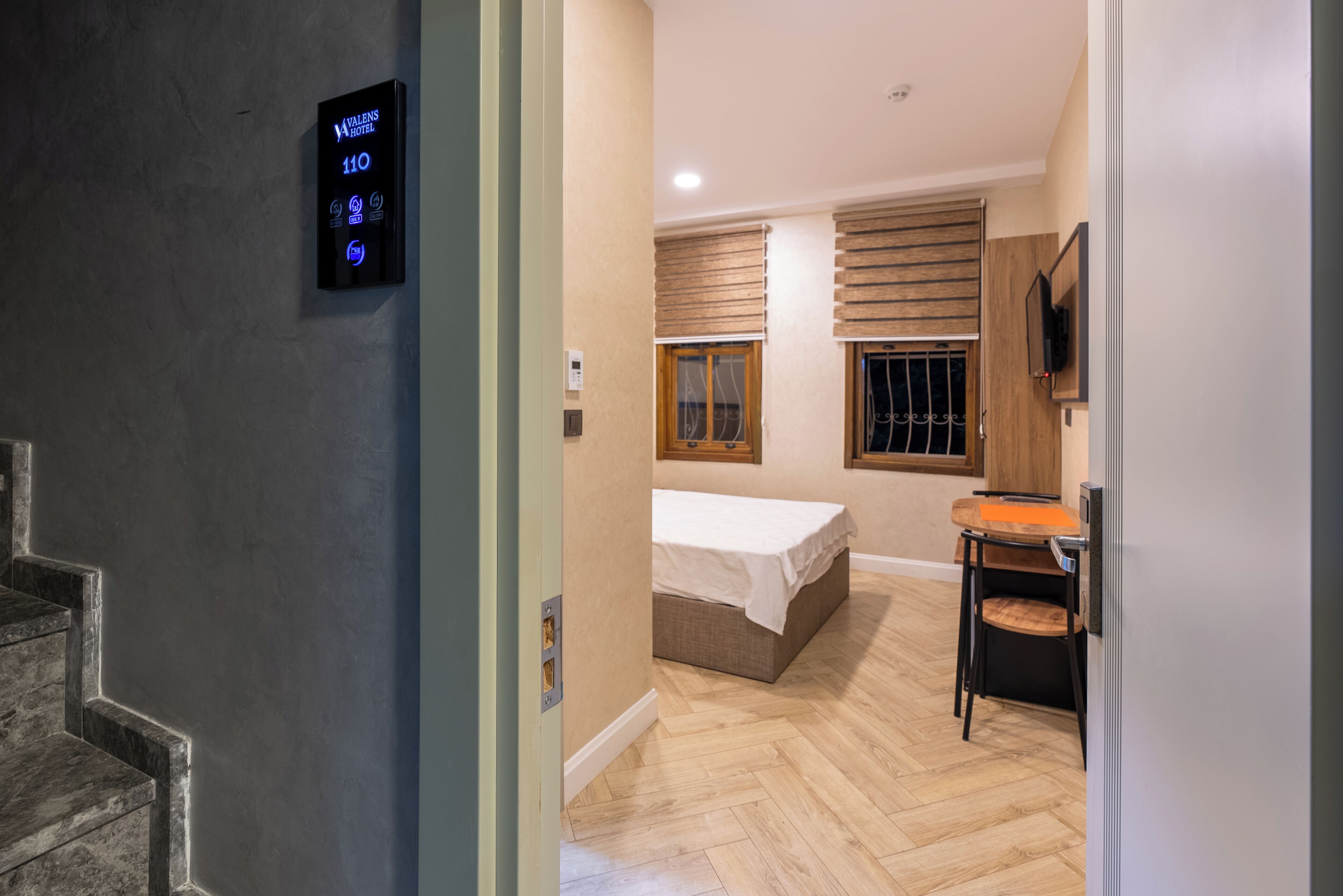 Standard Double Room | Premium bedding, minibar, in-room safe, desk