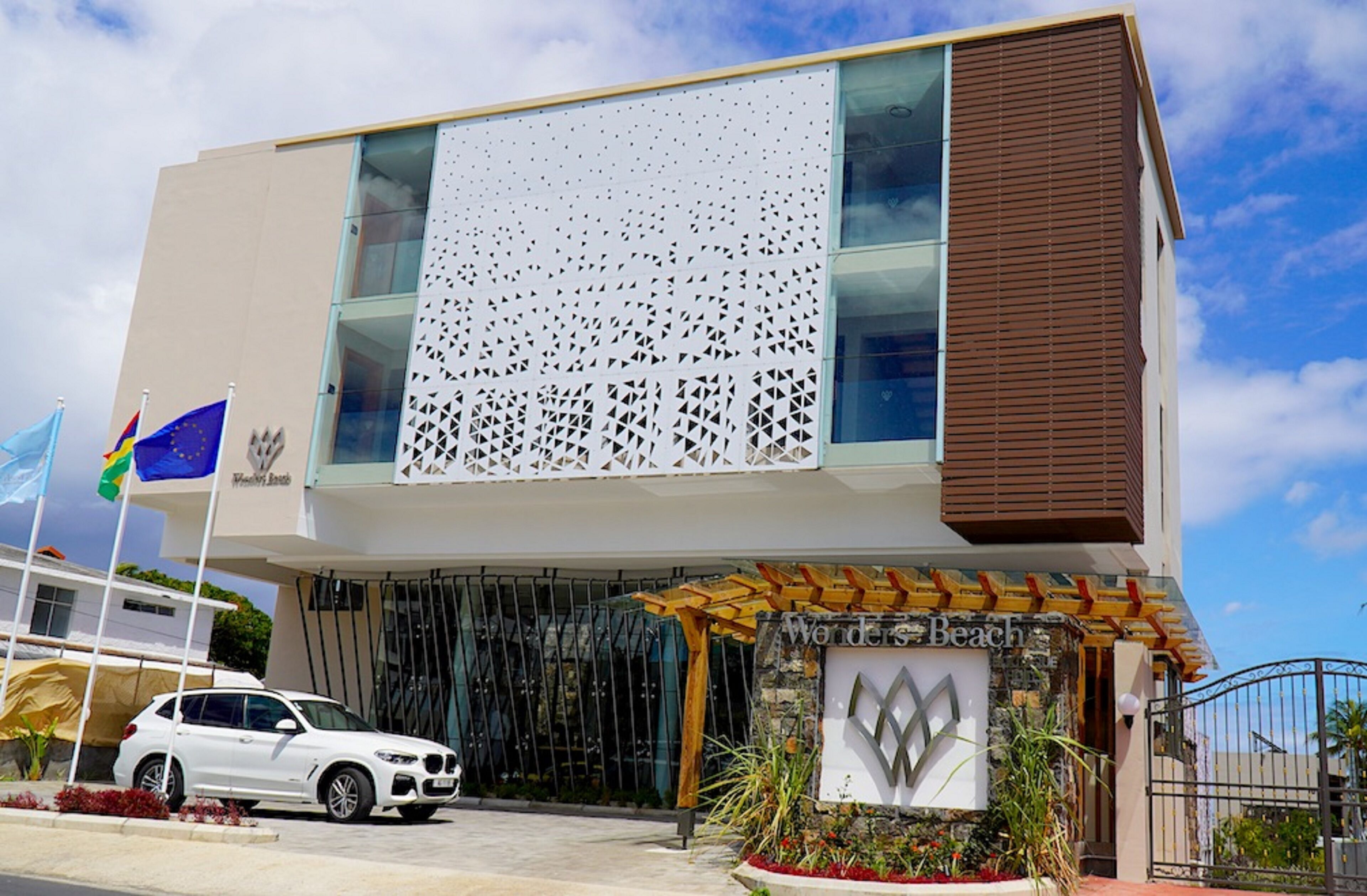 Fachada de la propiedad