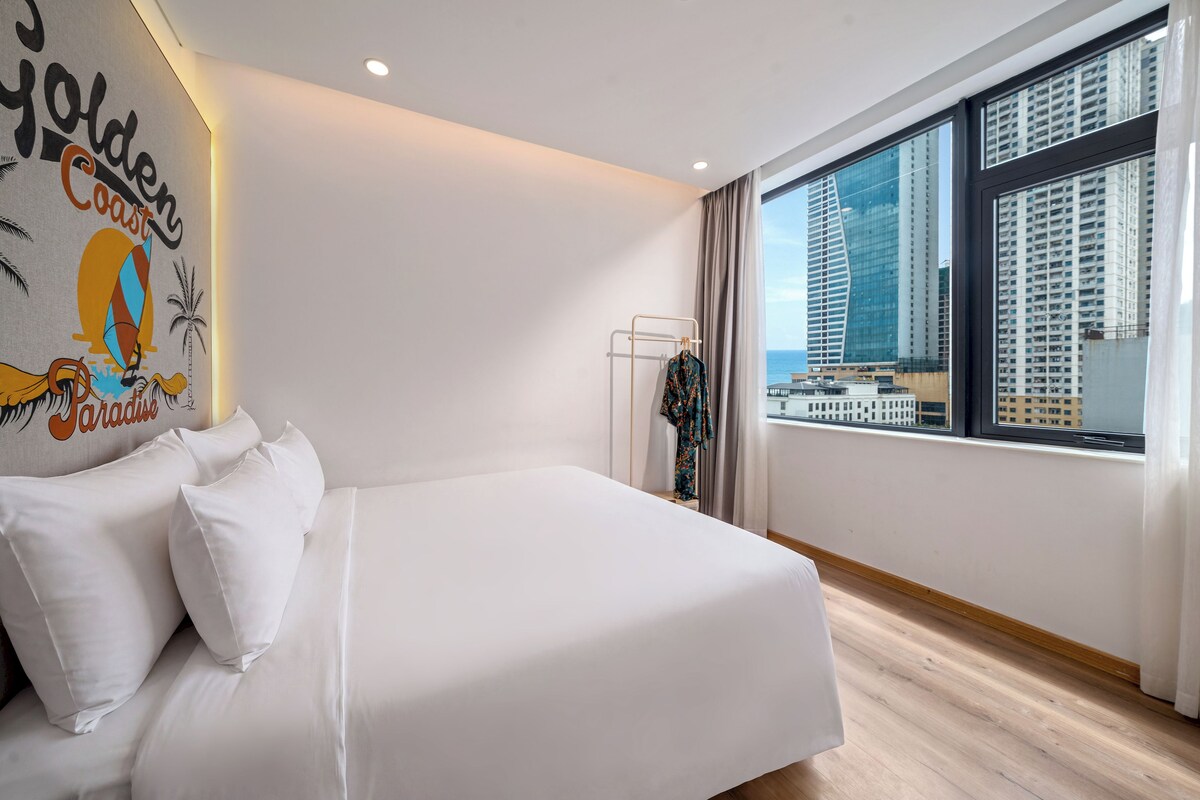 Family Twin Room, 2 Bedrooms, Non Smoking, City View | Hypo-allergenic bedding, down duvets, in-room safe, desk