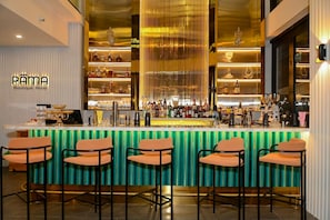 Bar (on property) - PĀMA Boutique Hotel & Bistro Danang (Da Nang)